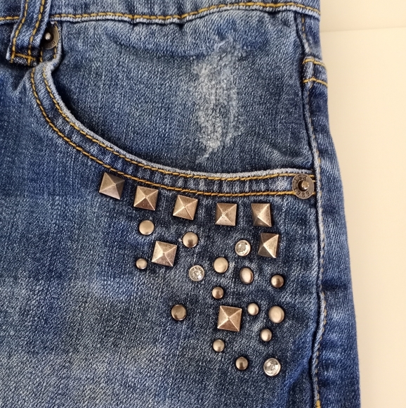 The Childrens Place Distressed Embellished Jean Skirt Girls Size 14 - Picture 6 of 15